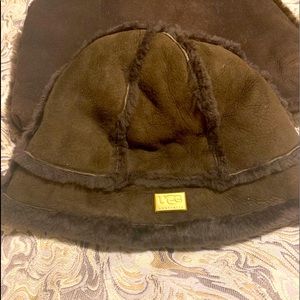 UGG HAT
